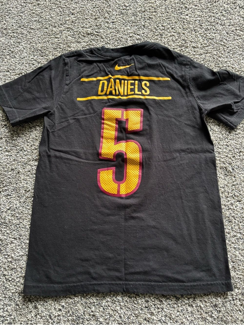 Nike Boy's Jayden Daniels T Shirt Sz M - Picture 2 of 3